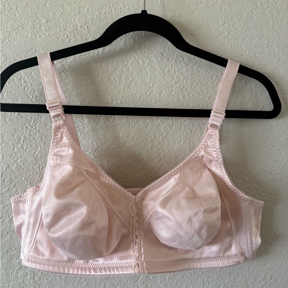 Bali Women’s Double Support WireFree Bra Size 42C Style #3820 Pale Pink Stretch - Picture 2 of 6